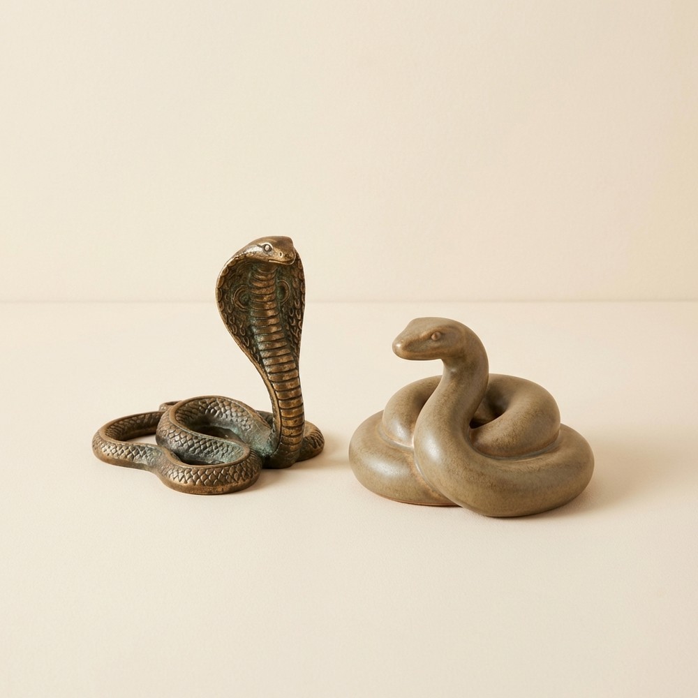 Статуэтки змей