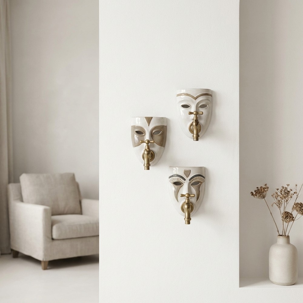 Маски - накладки с водопроводными кранами