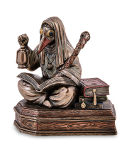 Декоративная статуэтка "Чумной доктор"