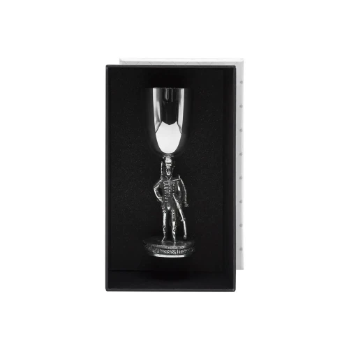 Рюмка "Гусар с саблей" посеребренная полированная с чернением Рюмка "Гусар с саблей" посеребренная полированная с чернением