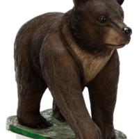 Декоративная садовая фигурка "Медвежонок на лужайке"