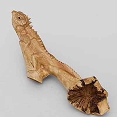 Статуэтка "Игуана на охоте"                   