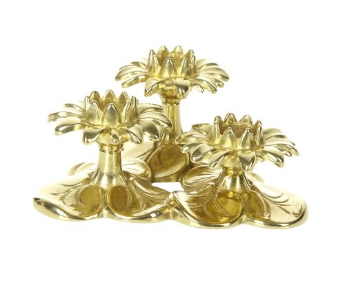 Подсвечник "Три лилии" Подсвечник "Три лилии"