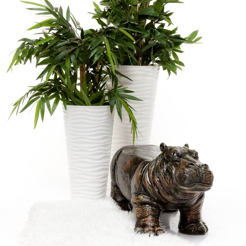 Лавка "Бронзовый бегемот" Лавка "Бронзовый бегемот"