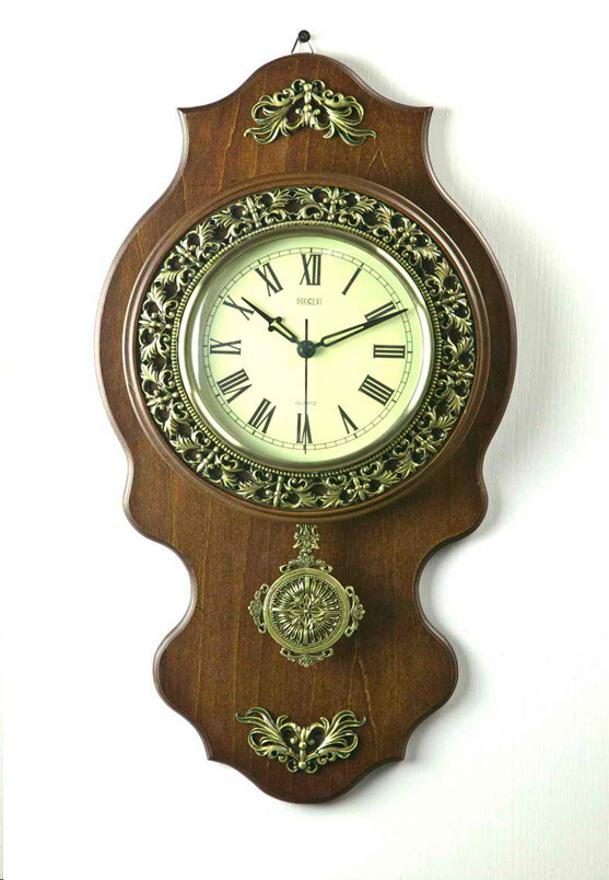 Часы настенные с маятником