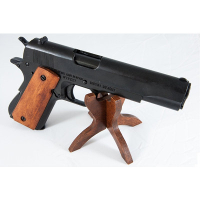 Макет пистолета "Кольт. 45 калибр"