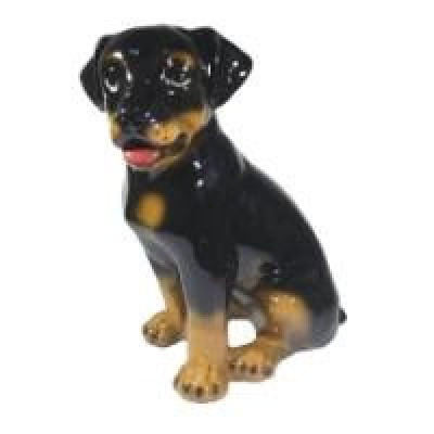 Декоративная садовая фигурка "Послушный ротвейлер"