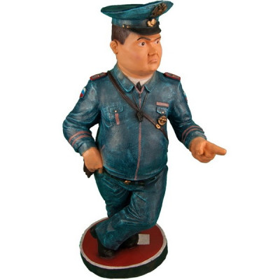 Декоративная садовая фигурка "Строгий гаишник"