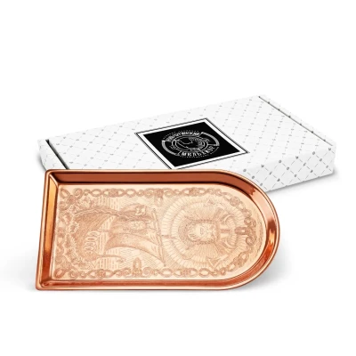 Поднос для чая с гравированным  рисунком "Викинг" медный