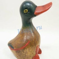 Статуэтка "Скромная утка"