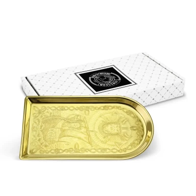 Поднос для чая с гравированным рисунком "Викинг"  латунный