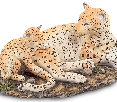 Статуэтка "Леопард и малыш"