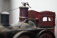 Винтажная статуэтка паравоз с вагоном