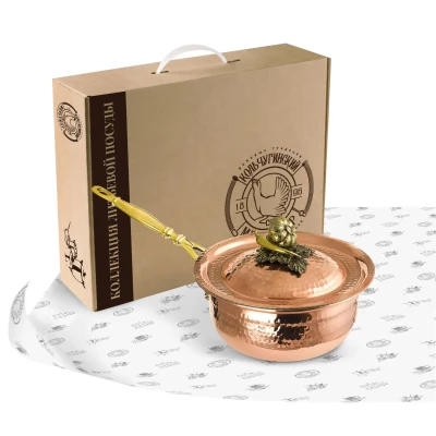 Сотейник с крышкой медный с луж. кованый (длин.ручка латунь чернь Чеснок)