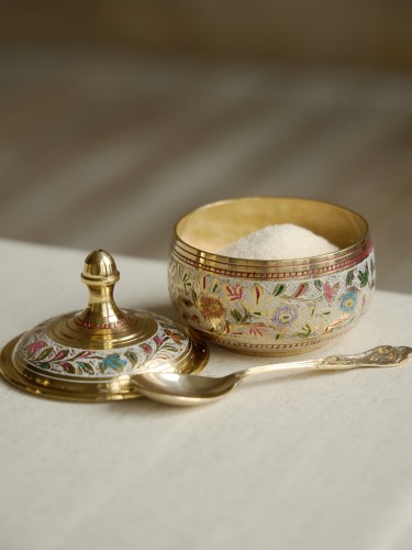 Сахарница латунь резная CHUNIYA JALI белая эмаль h-8 см