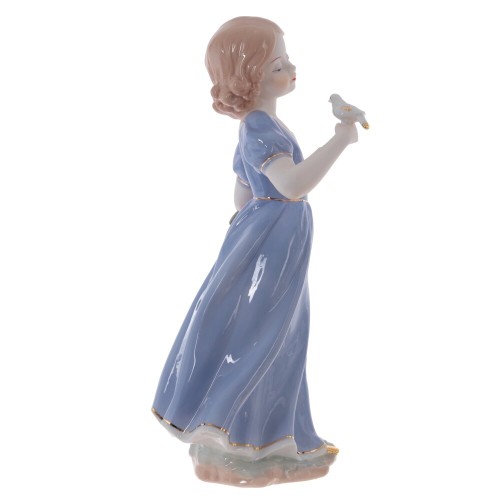 Фигурка декоративная "Девочка", L15,5 W14,5 H31 см Фигурка декоративная "Девочка", L15,5 W14,5 H31 см