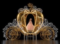 Световая инсталляция "Карета-тыква"