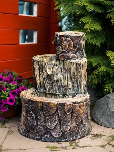 Декоративный фонтан для сада "Три пенёчка" Декоративный фонтан для сада "Три пенёчка"