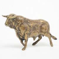 Статуэтка "Свирепый бык"