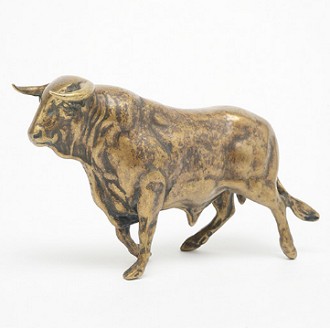 Статуэтка "Свирепый бык"