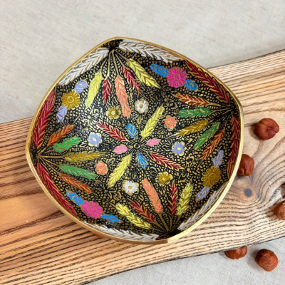 Конфетница латунь резная тёмная цветная эмаль h-12 см