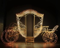Световая инсталляция "Екатерининская карета"
