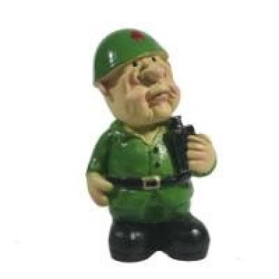 Декоративная фигурка "Солдат с фляжкой"           