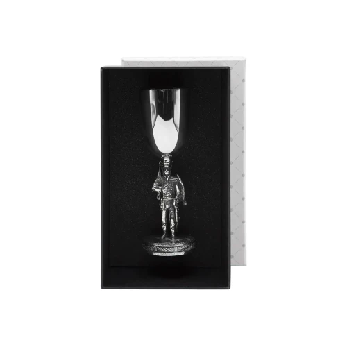 Рюмка "Гусар с трубкой" посеребренная полированная с чернением
