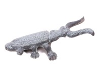 Приспособление для снятия обуви "Зелёный жук" с патиной