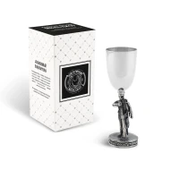Рюмка "Гусар с ружьем" посереб. полир. с черн.