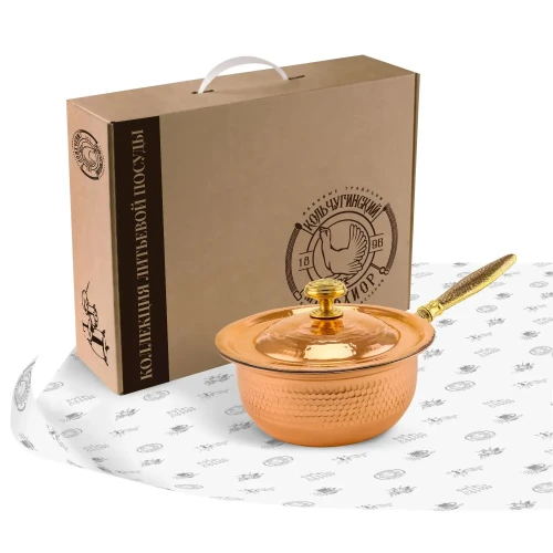 Сотейник медный с лужением кованый с крышкой "КМ" с резной ручкой Сотейник медный с лужением кованый с крышкой "КМ" с резной ручкой