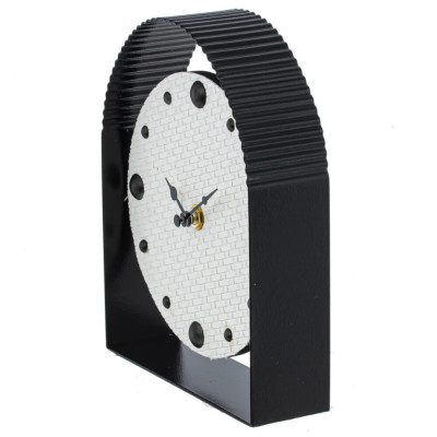 Часы настольные "Хайтек"