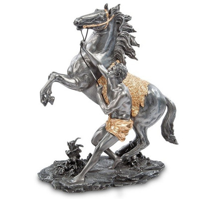 Статуэтка "Конь Марли"