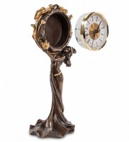 Часы "Хранительница времени"