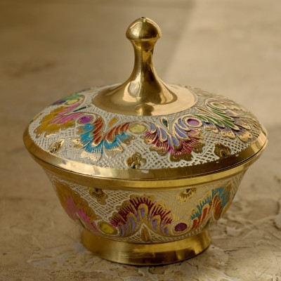 Шкатулка латунь резная белая эмаль h-10 см