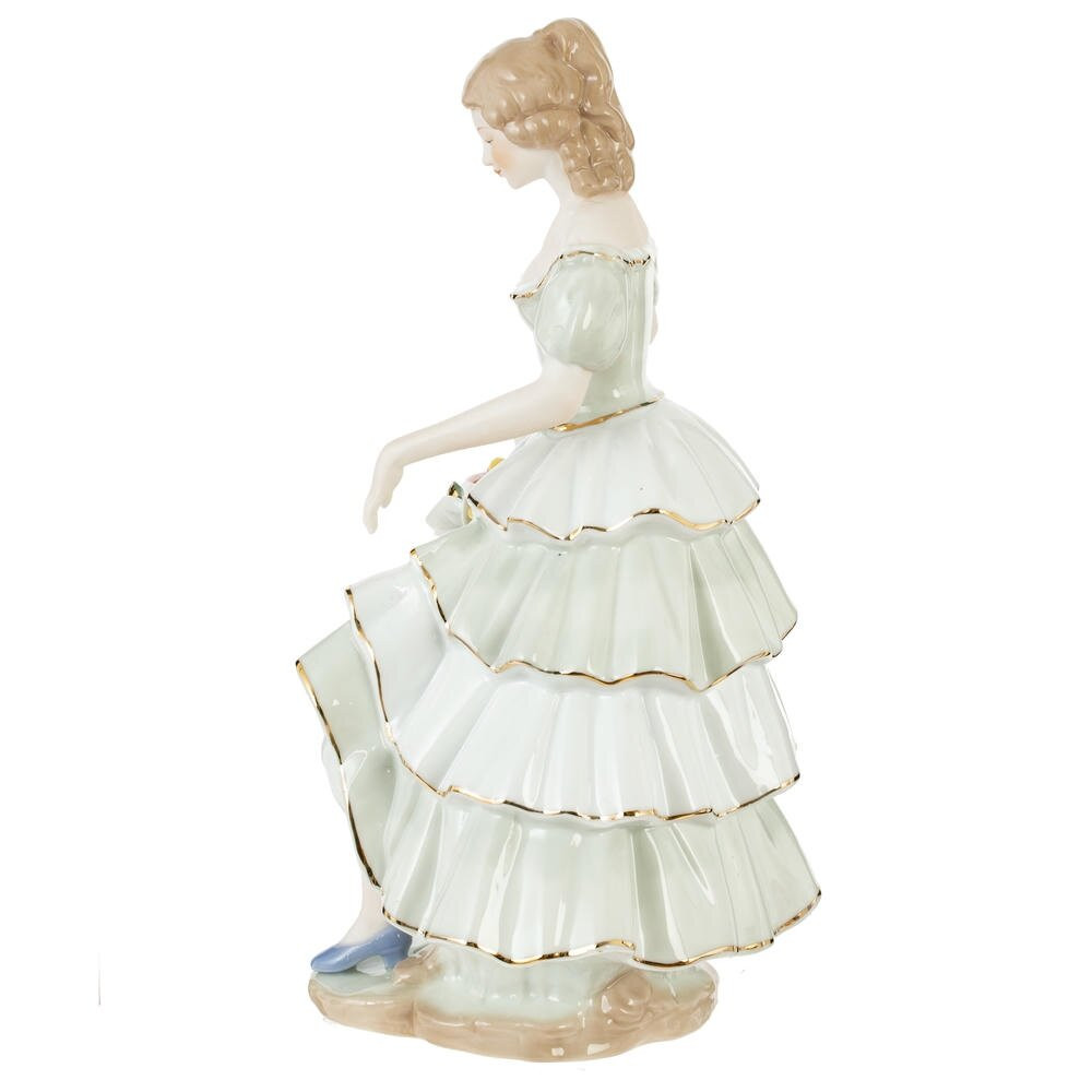 Фигурка декоративная "Девушка", L16,5 W15,5 H31 см