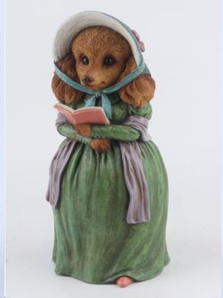 Фигурка интерьерная Собака с книгой