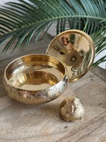 Шкатулка латунь резная перламутровая