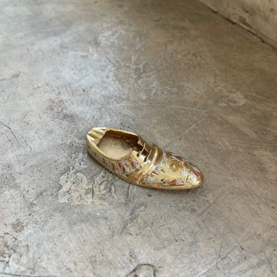 Пепельница латунь резная CHUNIYA JALI белая эмаль h-8 см