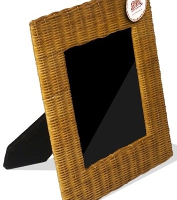 Плетеная рамка для фото "Изюм"