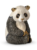Статуэтка коллекционная Панда сидящая