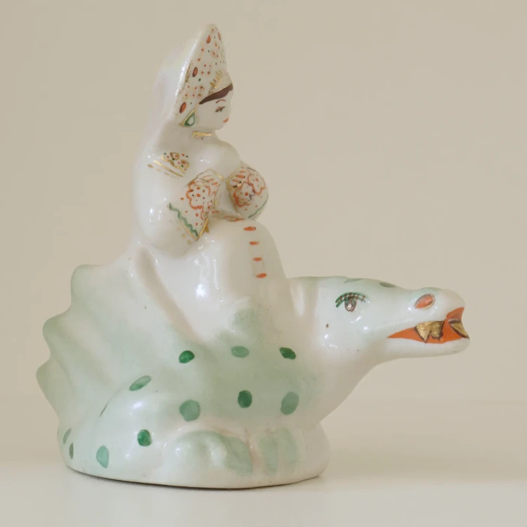 Статуэтка Царевна на змее, фарфор Гжель, 1950-е