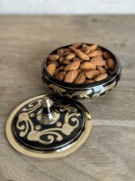 Шкатулка латунь резная