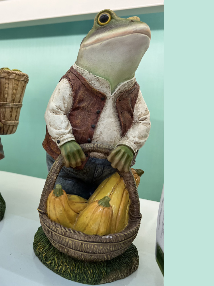Фигурка садовая Лягушка с тыквой Фигурка садовая Лягушка с тыквой