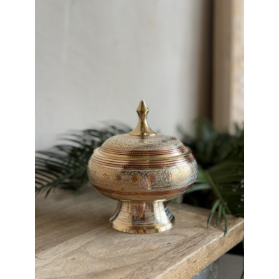 Шкатулка латунь резная BIDRI белая эмаль