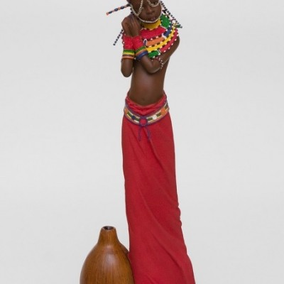 Статуэтка "Африканка с кувшином"