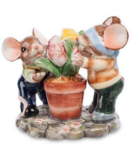 Декоративная фигурка "Мышки играют в прятки"    