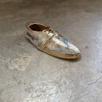 Пепельница латунь резная белая эмаль