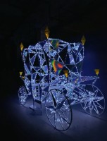 Световая инсталляция "Полигональная карета"