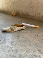 Пепельница "Башмак" латунь резная BIDRI белая эмаль 8702069 l-13 см